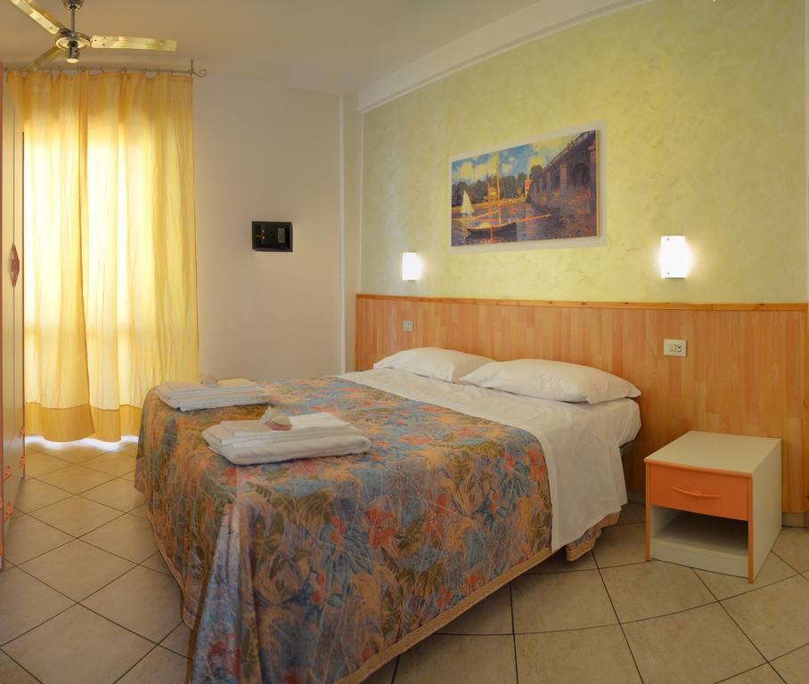 Residence Riviera Alba Adriatica Exterior foto